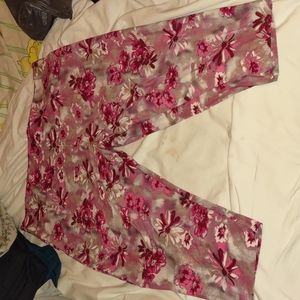 Terra & Sky Plus Size High Waisted Capri Leggings